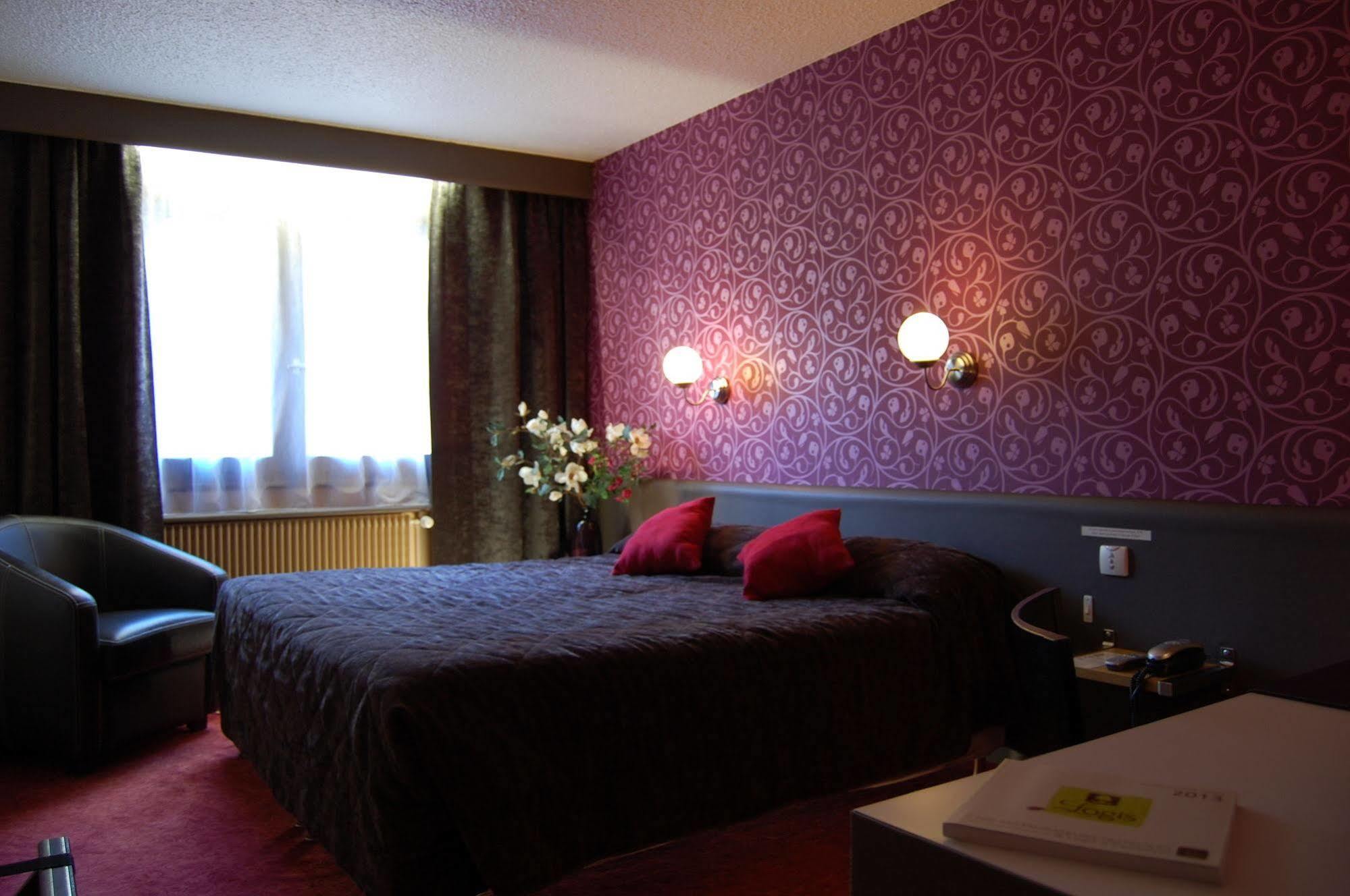 Logis Hotel Du Midi - Saint Etienne Sud Eksteriør bilde